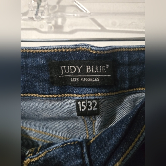 Judy Blue Jeans Women's 15/32 Blue Boyfriend Fit Medium Wash Faded Tapered Denim - Picture 6 of 8